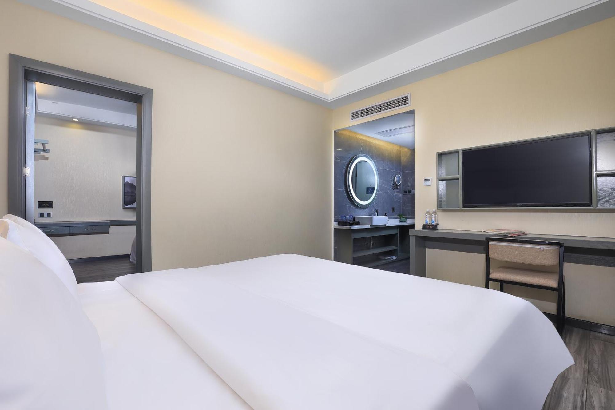 Wing Hotel Guilin - Central Square Cameră foto